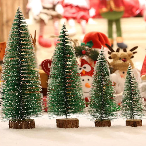 10 Stück Mini Grün Tannenbaum Mini Weihnachtsbaum Desktop Weihnachtsbäume Gefrostete Sisalbäume mit Holzbasis Naturgetreuer Christbaum mit Schnee-Effek für Tischdeko, DIY Weihnachtsdeko, Schaufenster