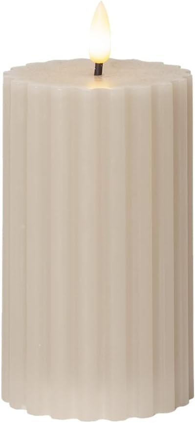 Star Trading LED Stumpenkerze 15cm - Rillen-Optik Flackernd Warmweiß