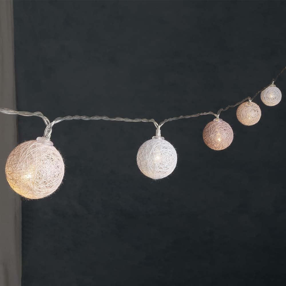 Ideen mit Herz Kugel-Lichterkette mit 10 LEDs | batteriebetrieben | 10 Baumwollkugeln in 3 Farben | Ø35 mm je Kugel | inkl. Timer (weiß, apricot, altrosa)