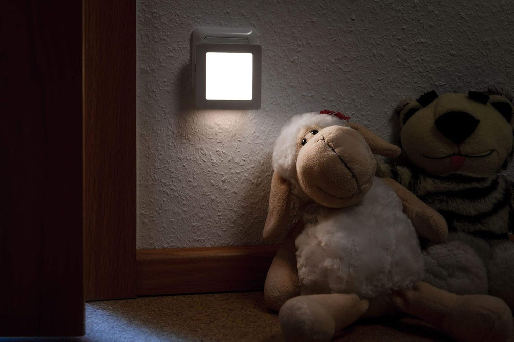 Paulmann Nachtlicht Esby eckig 3000K mit Dämmerungssensor