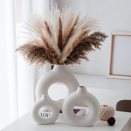 Weiße Donut Keramik Vase Satz von 2 für Moderne Home Decor, Runde Matte Vasen für Pampasgras, Neutral Boho Nordic Minimalismus Stil Blumenvasen（Groß+klein）