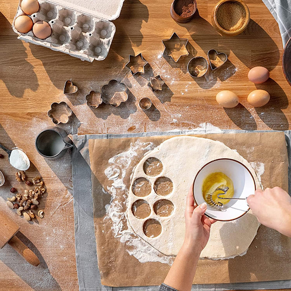 Ausstechformen Herz Set-12 Stück-Stern,Blüten,Herz,Kreis, Groß and Mini Plätzchen Ausstecher Linzer Ausstechformen für DIY, Backen
